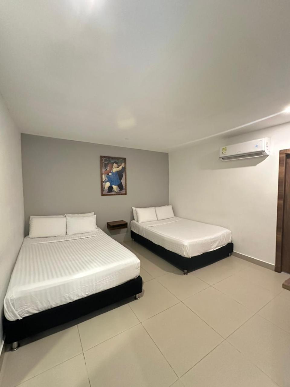 Hotel Amoek — Photos 1